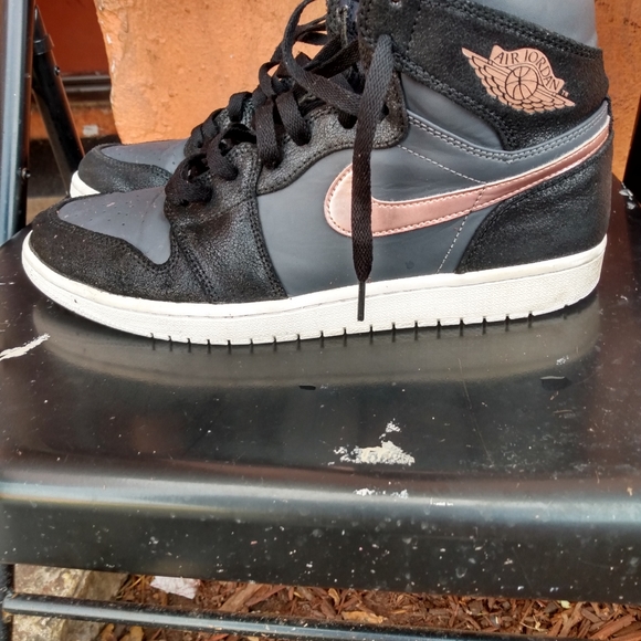 Jordans - Picture 4 of 4